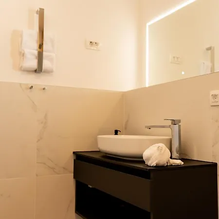 Istra Relax Smaragd For 8 People With Heated Pool & Pet Friendly Only 800 M From The Villa Rebici