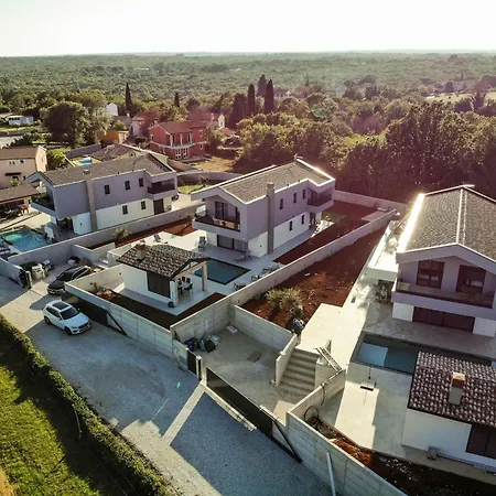 Istra Relax Smaragd For 8 People With Heated Pool & Pet Friendly Only 800 M From The Rebici