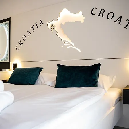 Istra Relax Smaragd For 8 People With Heated Pool & Pet Friendly Only 800 M From The Rebici